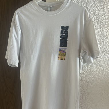 T-Shirt im 'Large'-Style