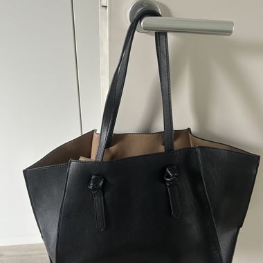 Handtasche