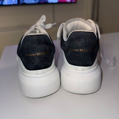Alexander Mcqueen