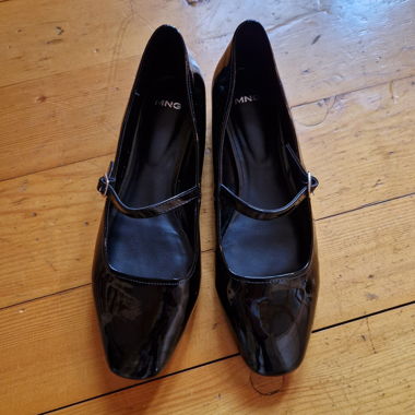 Scarpe in vernice 