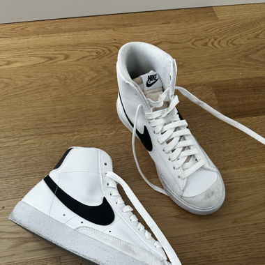 Nike W Blazer Mid 77 better High Gr. 39