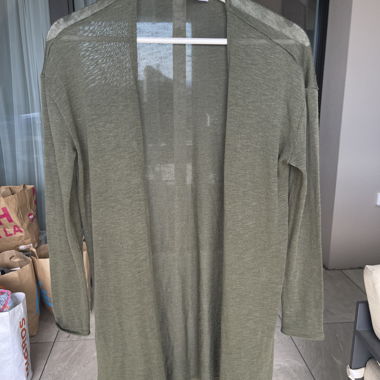Cardigan in maglia verde oliva