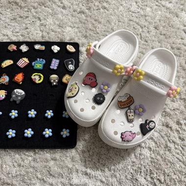 Crocs mit Charms