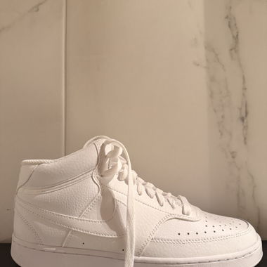 Nike court vision Mid
