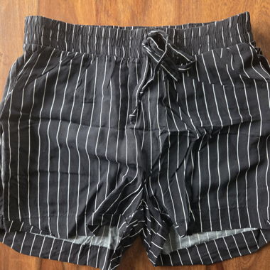 Shorts en viscose à rayures zébrées Zebra S