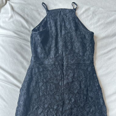 Robe noir en dentelle 