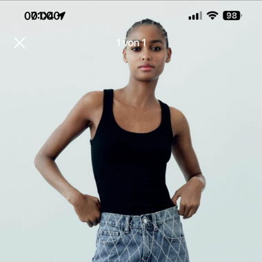 Zara Jeans mit Straßsteinen