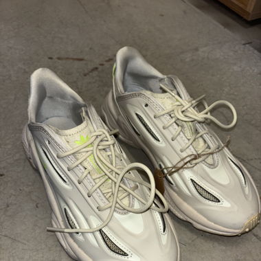 Adidas beige et verte 