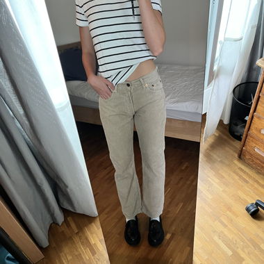 Levi's beige coted jeans