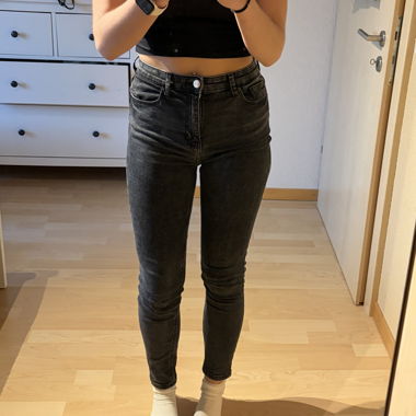 PULL&BEAR High-Waist Jeans