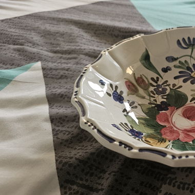 Plat en porcelaine