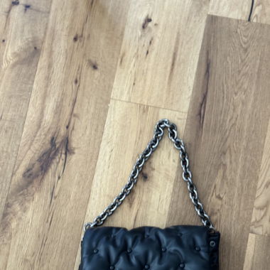 Zara Tasche