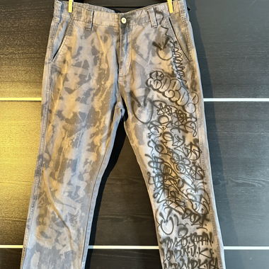 Pantaloni Chino da uomo con graffiti