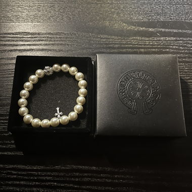 Pearl Bracelet with Cross