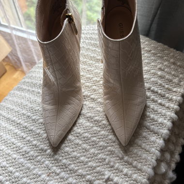 Guess Pointed Ankle Boots