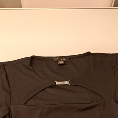 Langarmpulli mit Ausschnitt