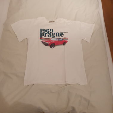 T-shirt bianco con stampa