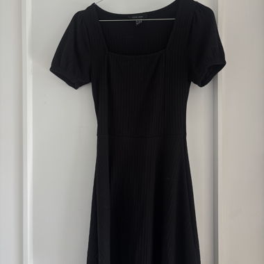 Vestito corto nero