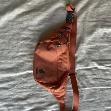 Deuter orange waist bag