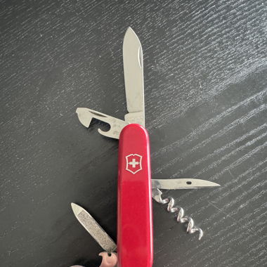 Couteau suisse Victorinox Spartan rouge classique