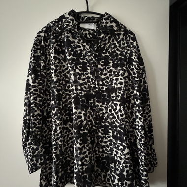 Selected Femme Bluse mit Leoprint, Gr. 38