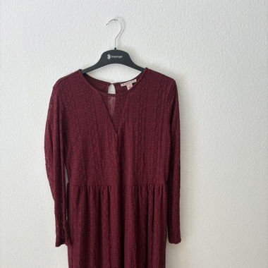 Spitzenkleid