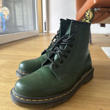 Dr. Martens Smooth Leather Lace-Up Boots Green
