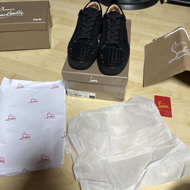 Christian Louboutins Junior Spikes