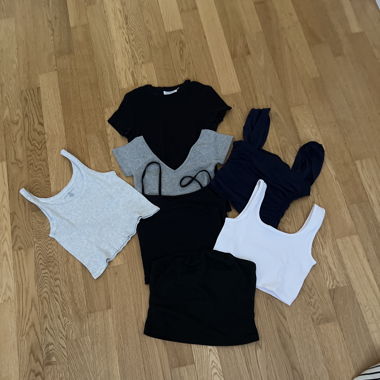 Verschiedene Oberteilen Tops