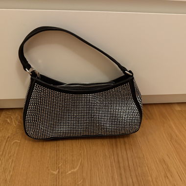 Borsa a spalla nera con strass