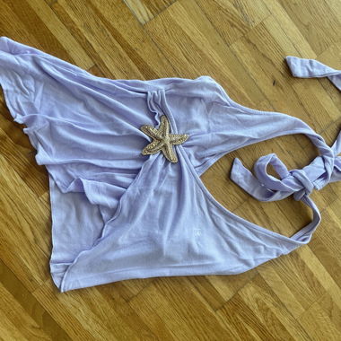 Top all'americana asimmetrico color lilla