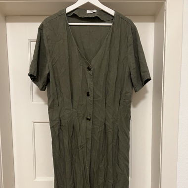 Kleid aus Leinen
