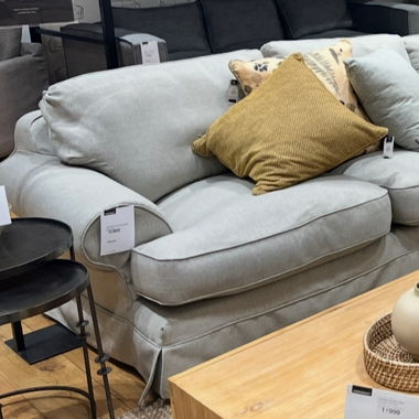 Geräumiges L-förmiges Sofa mit Bezug (270cm x 270cm)