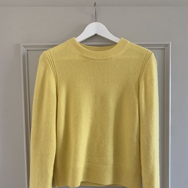 COS Gelber Kaschmir Pullover