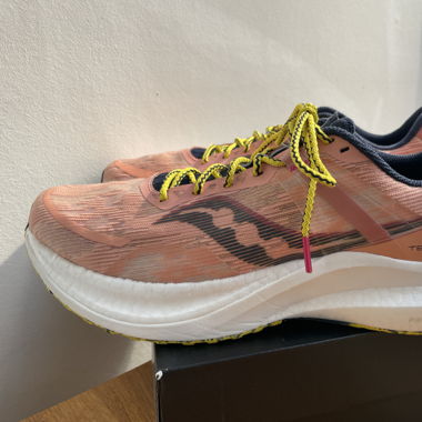 Laufschuhe Saucony Tempus, Grösse 45