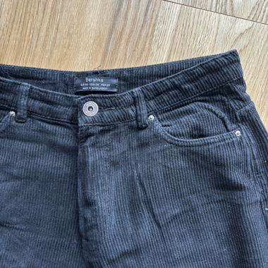 Pantaloni in Velluto a Costine Neri