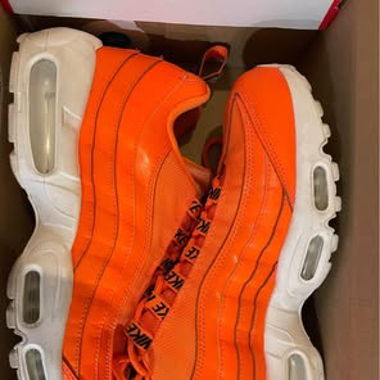 Nike airmax orange taille 42