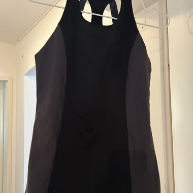 Schwarzes Sport-Tanktop