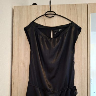 Robe noir