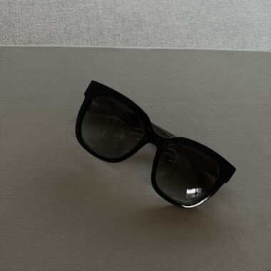 Lunettes de soleil Gucci classiques