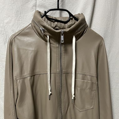 Beige Herbstjacke Zara