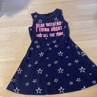 Hübsches Sommer Kleid