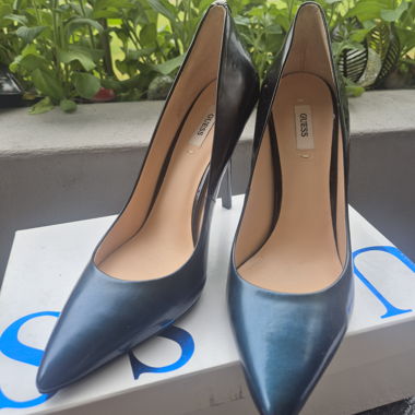 GUESS Green High Heels