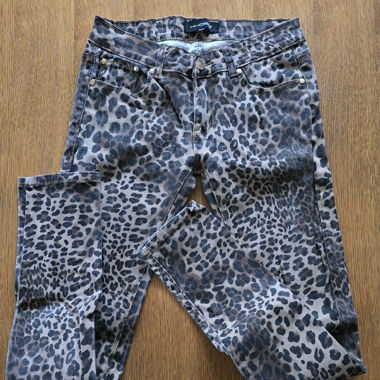 Leopard Jeans