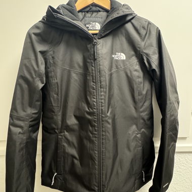 The North Face Quest Insulated Jacke Schwarz 