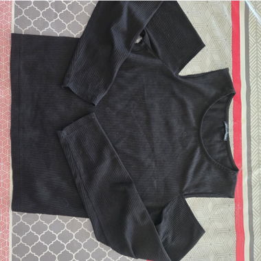 Schwarzer Longsleeve-Top