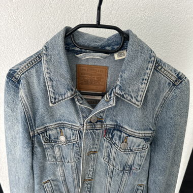 ungetragen blue denim Levi‘s Jacke