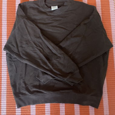 Maglione verde e marrone