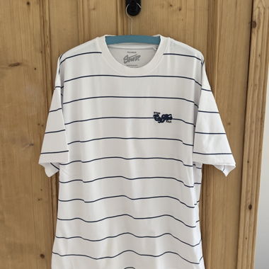 T-shirt rigato Pull&Bear