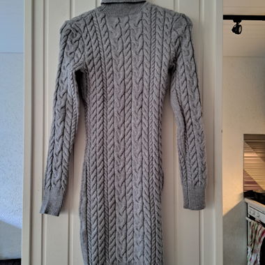 Abito in maglia grigio
